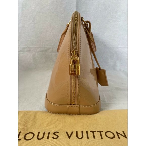 Authentic Louis Vuitton Beige Florentine Monogram Vernis Alma GM Bag Zip - Picture 5 of 12
